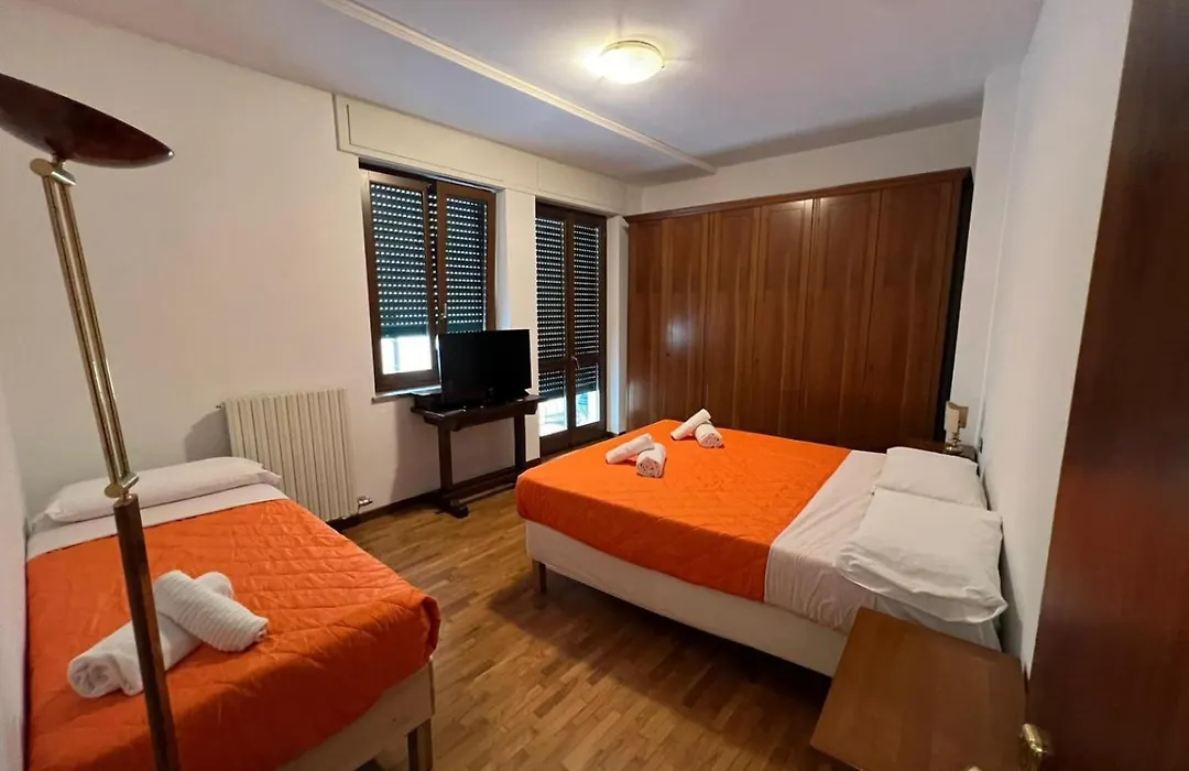 Marconi Rooms And Apartments-1