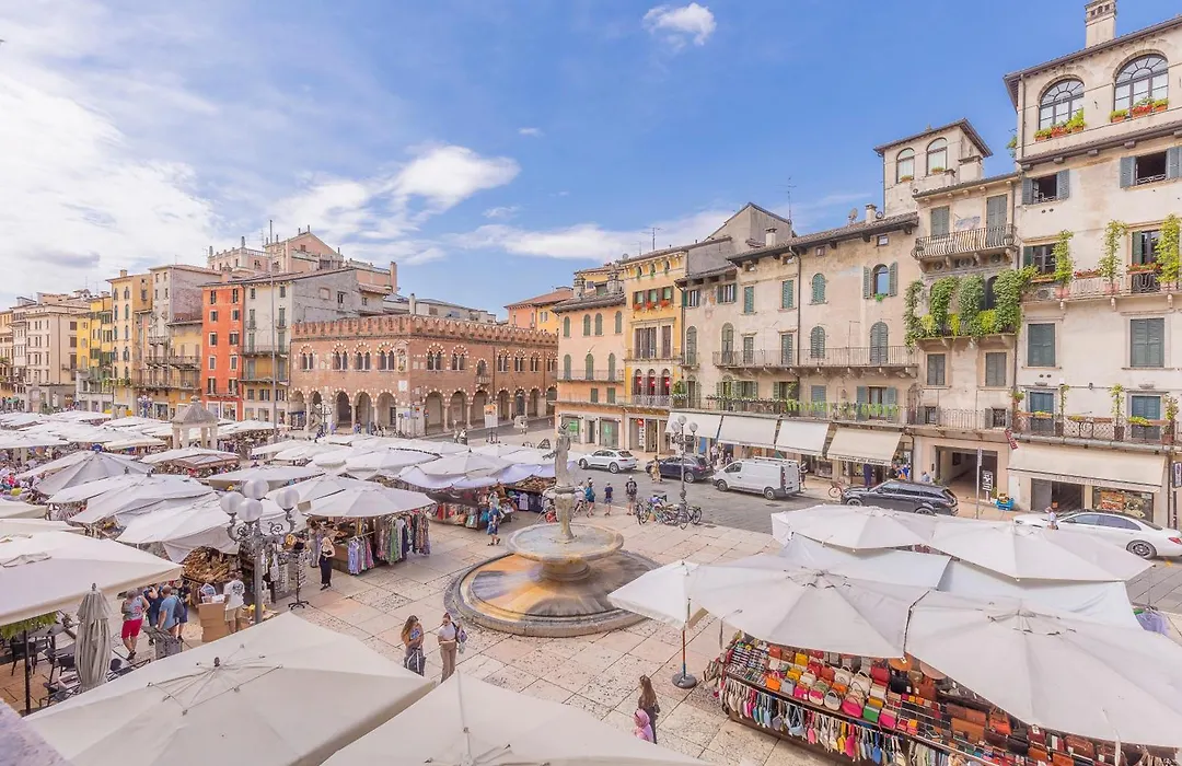 Corte Realdi Suites Piazza Erbe-1