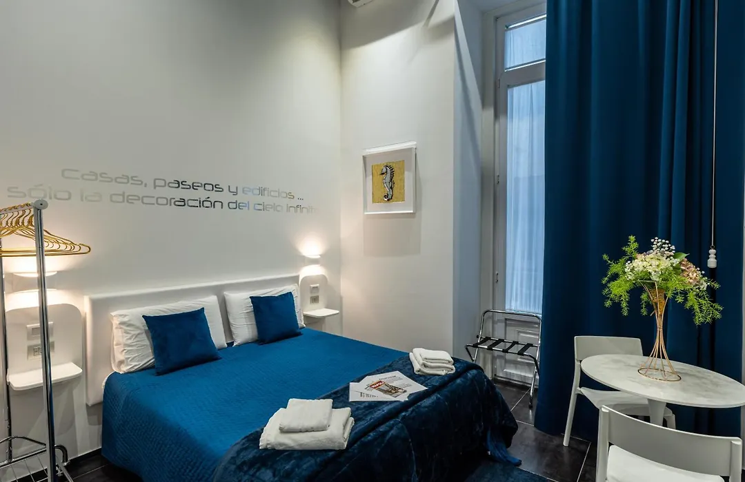 Skyhouse Chiaia-1