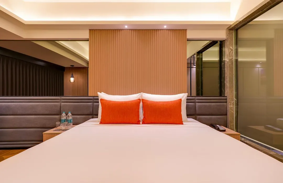 Lemon Tree Premier, Malad, Mumbai-1