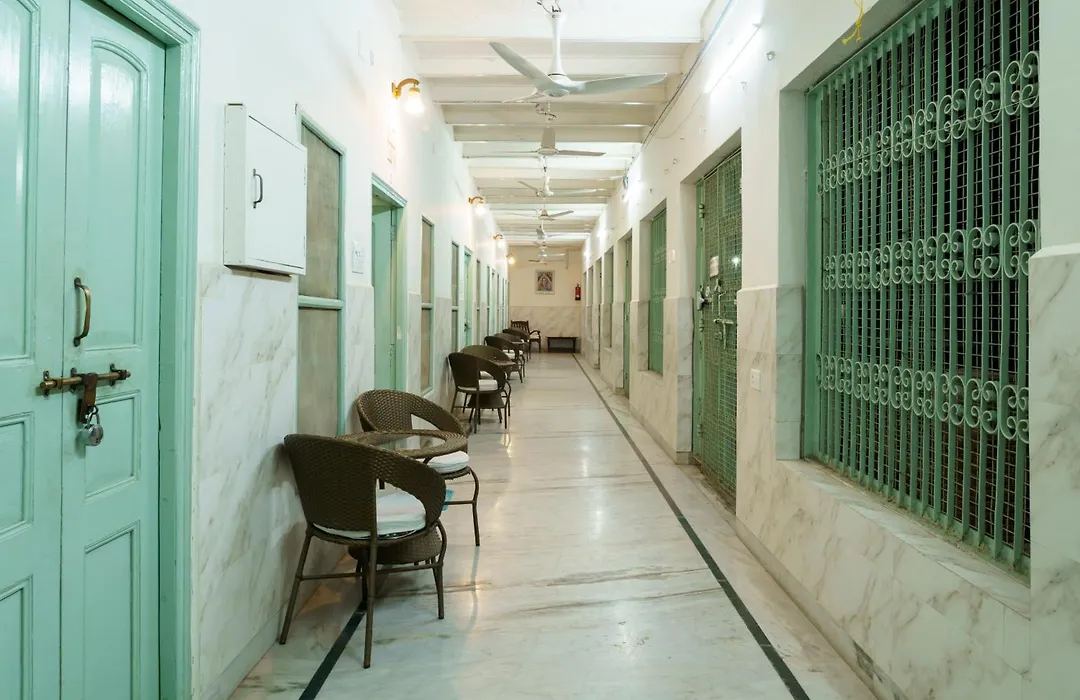 Shree Krishna Bhakti Ashram-1