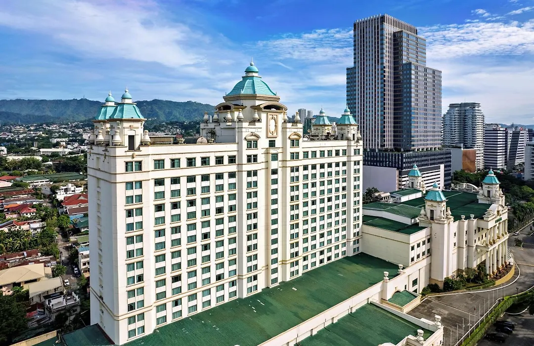 Waterfront Cebu City Hotel & Casino-1