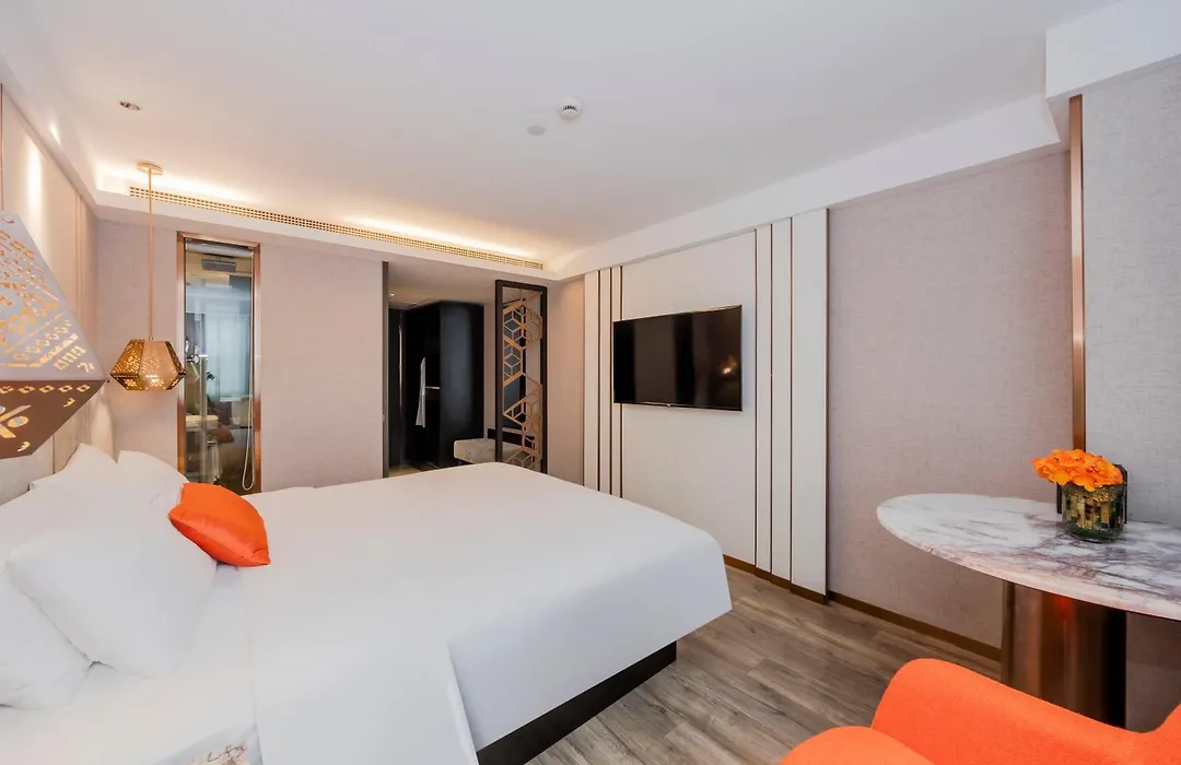 Yitel Premium-1