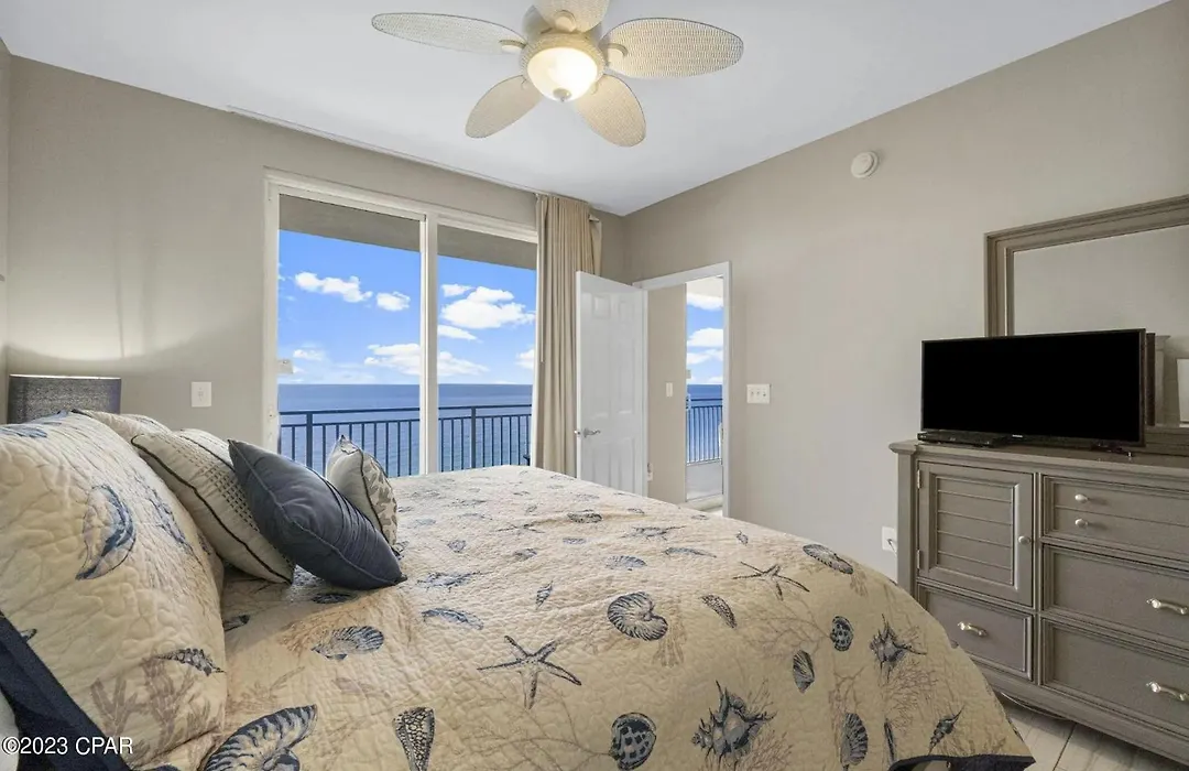 Beachfront Oasis At Splash Resort And Condos-1