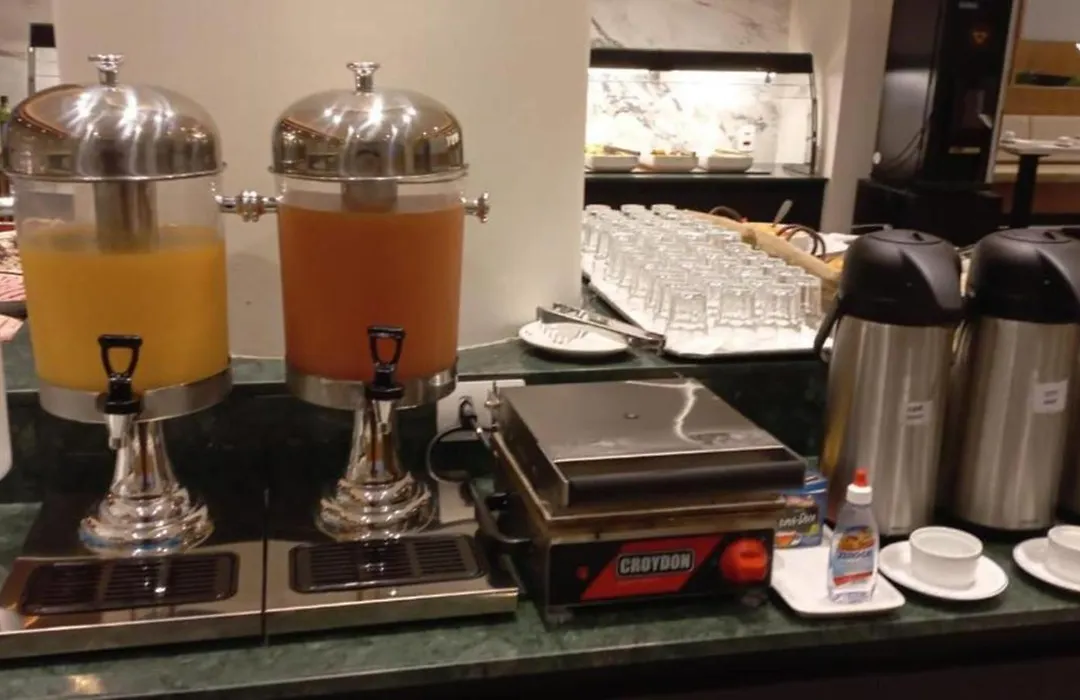 Regency Park Hotel-1