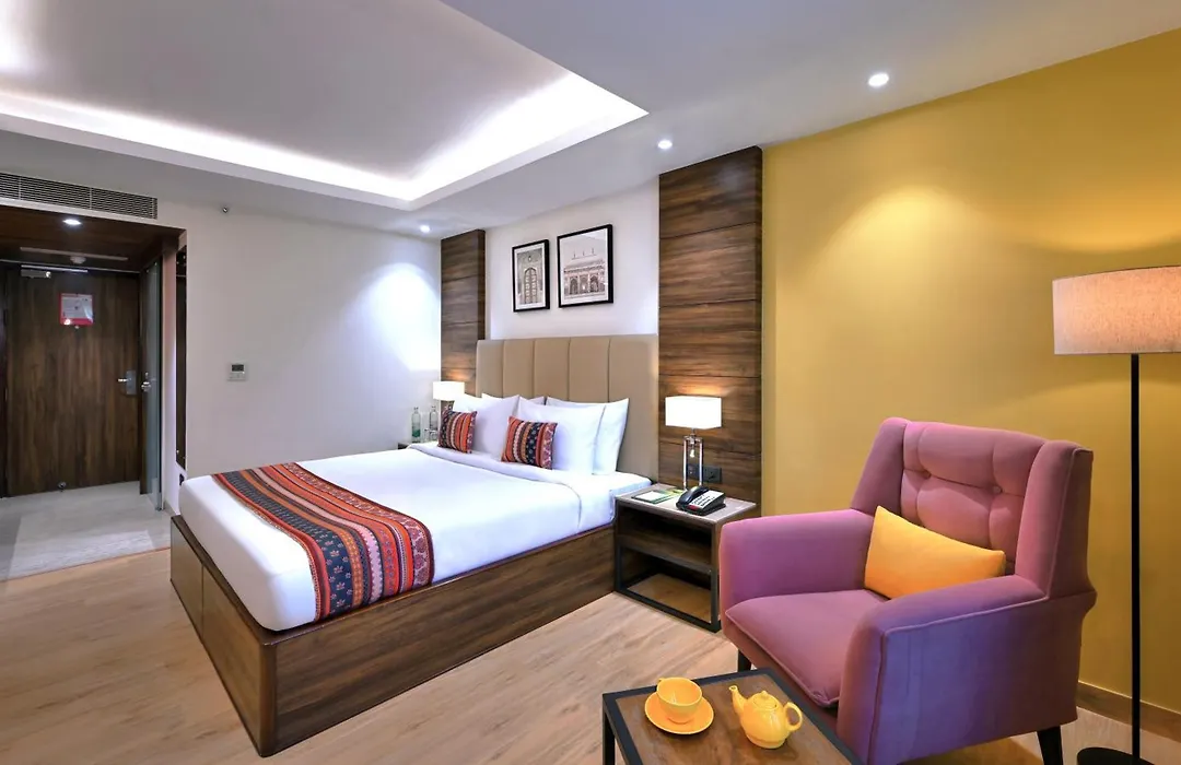 Golden Tulip Agra-1