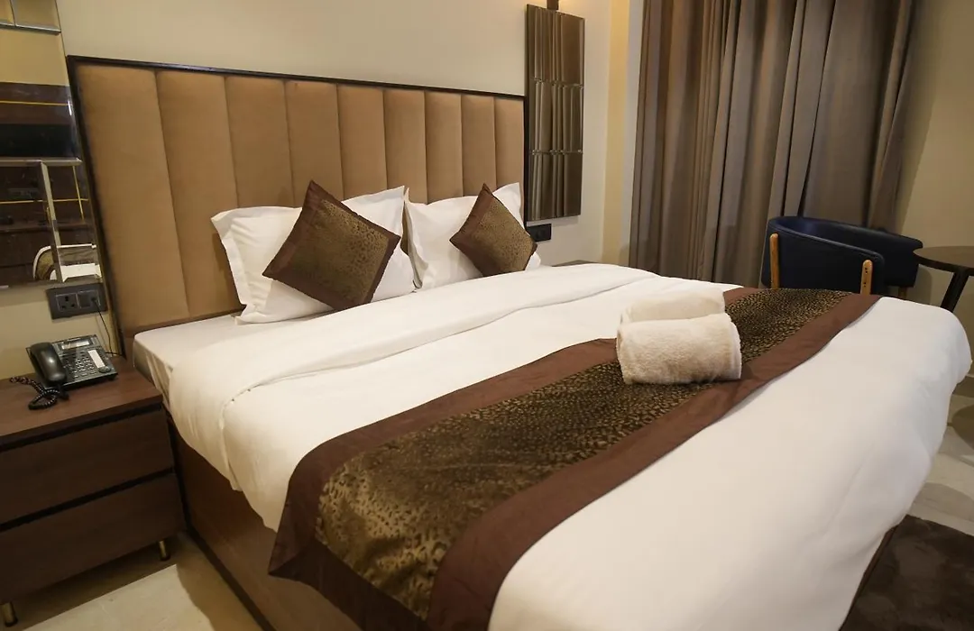 Hotel Lords Valley Rishikesh-1
