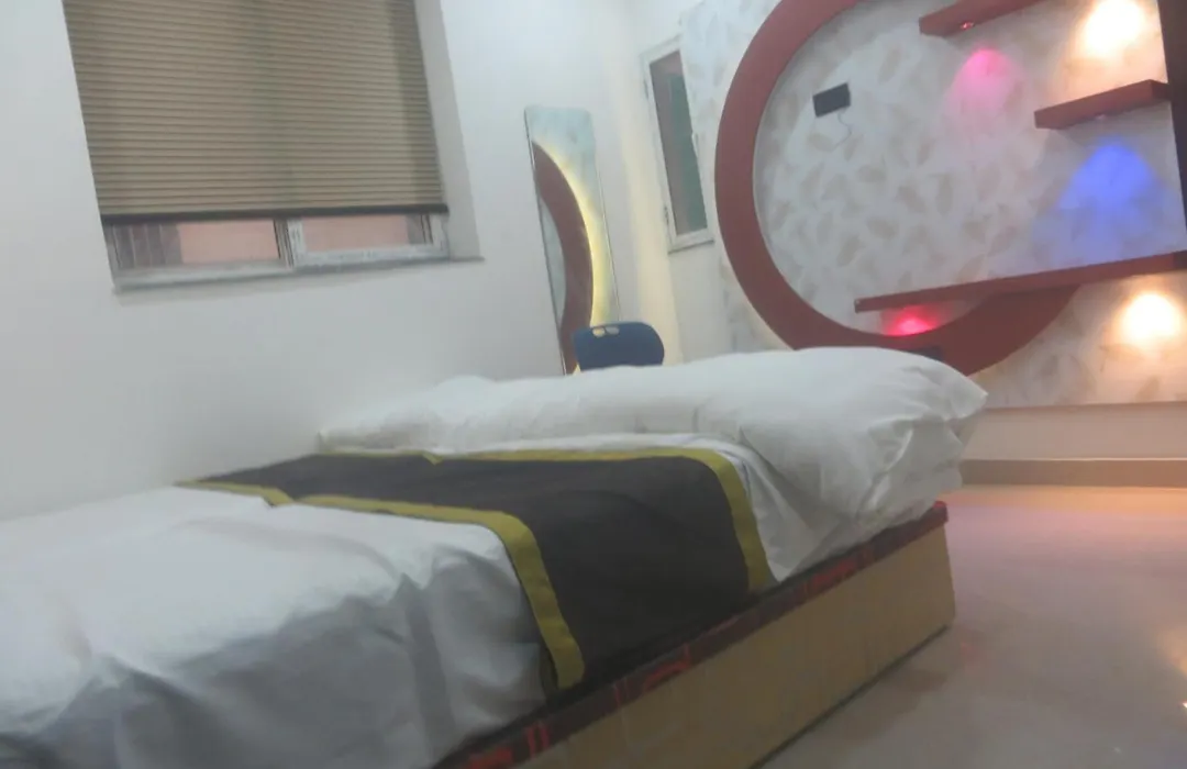 Rajmahal Resort Banquet Hall And Hotel-1
