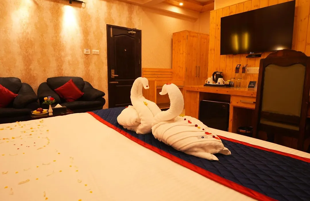 Hotel Bella Heights-1