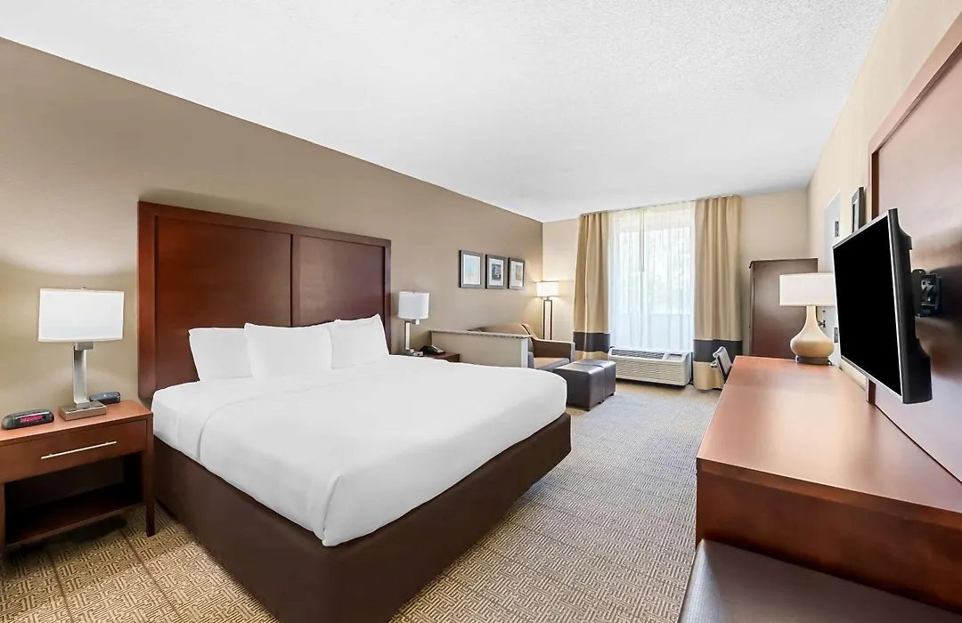 Comfort Inn & Suites Durham Near Duke University-1