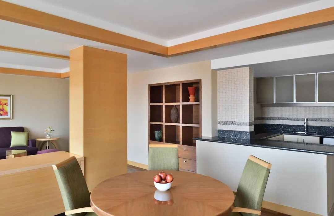 Courtyard By Marriott Chennai-1