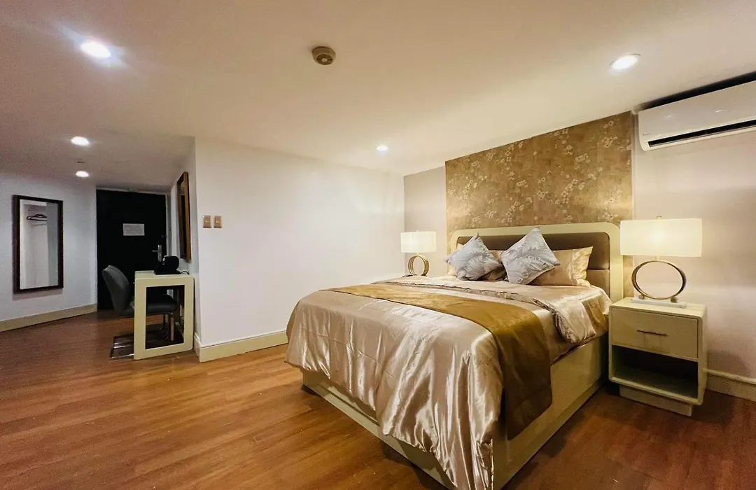 Arzo Hotel Manila-1