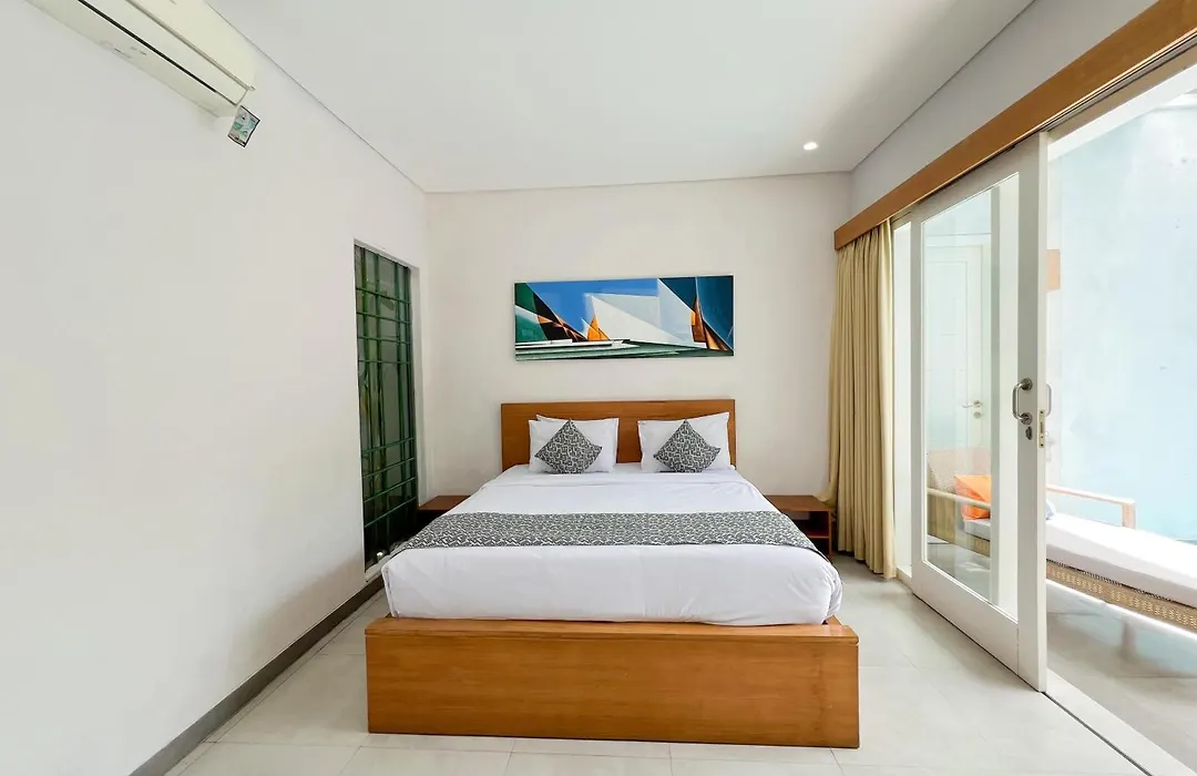 Apple Villa & Suite Seminyak-1