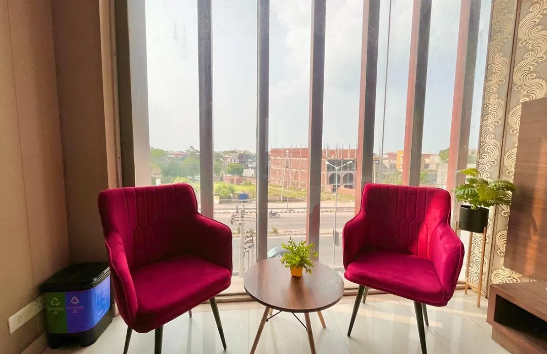 Hotel Pearl Grand-Family Hotel-Feel Like Home-1