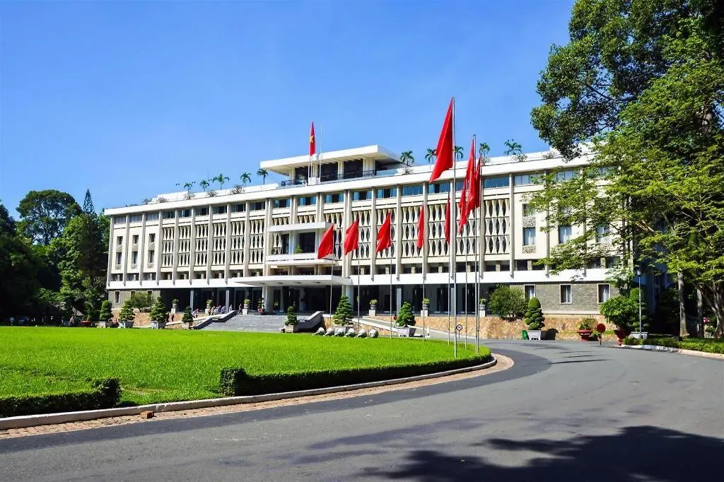 Grand Silverland Hotel-1