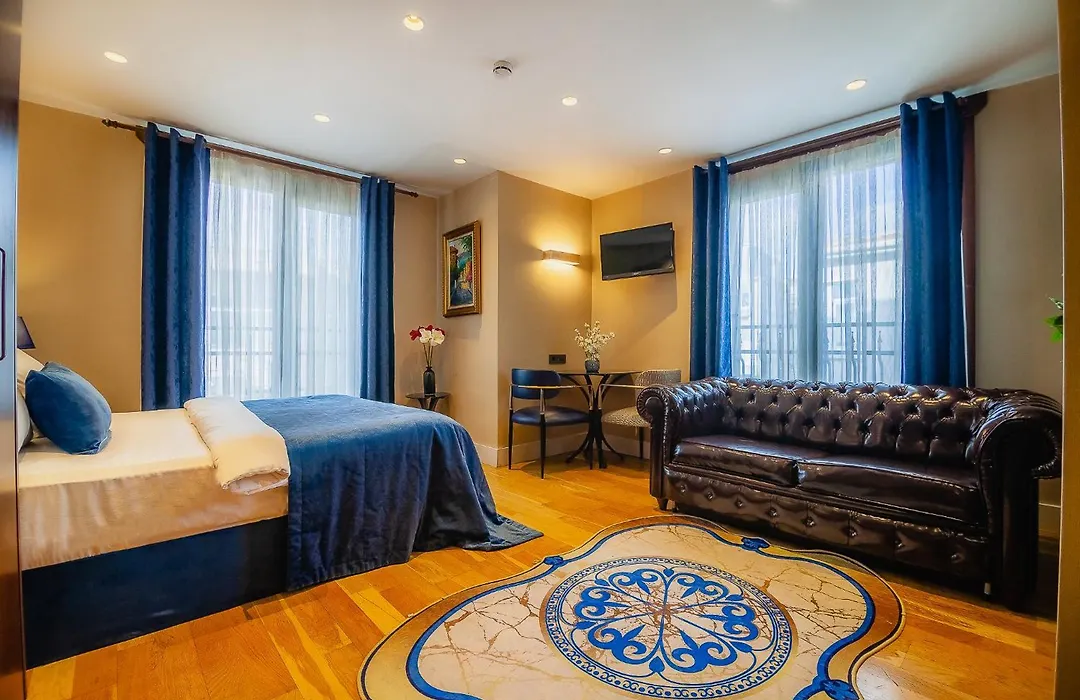 Lord Morgan & Exclusive Design Residence Cihangir-1
