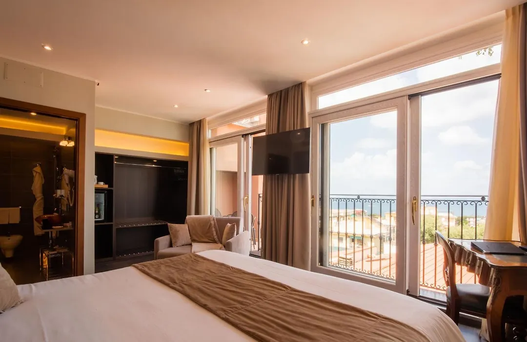 Hotel Central Wellness-1