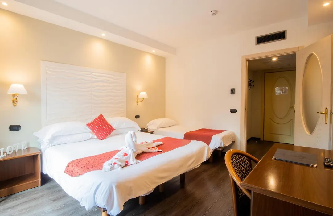 Hotel Central Wellness-1
