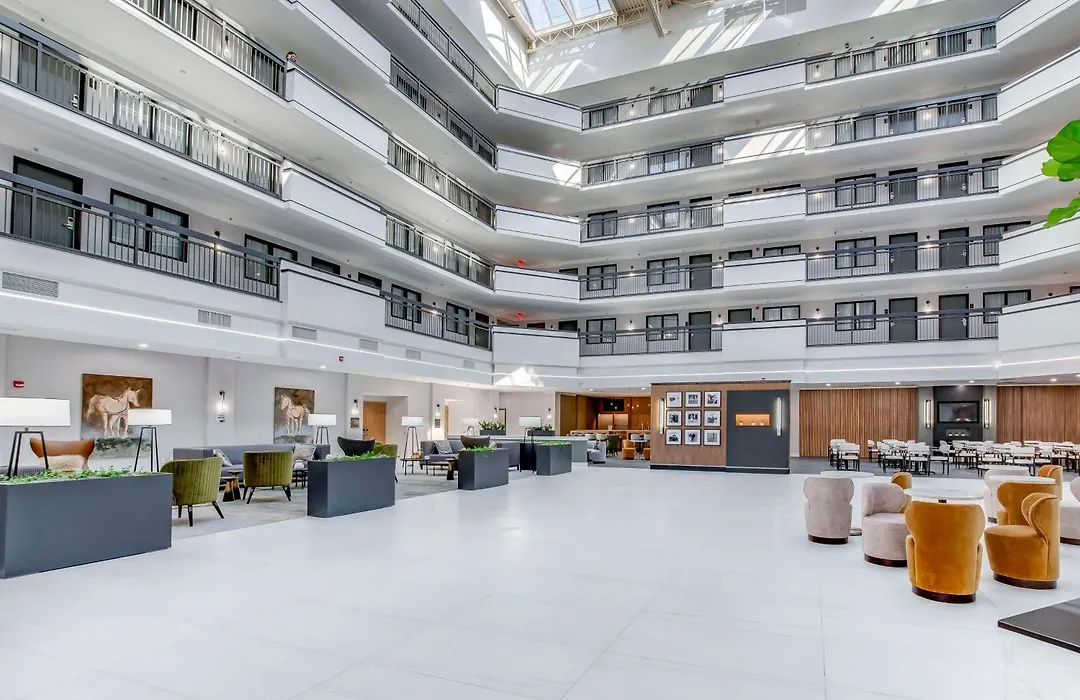 Embassy Suites By Hilton Louisville East-1