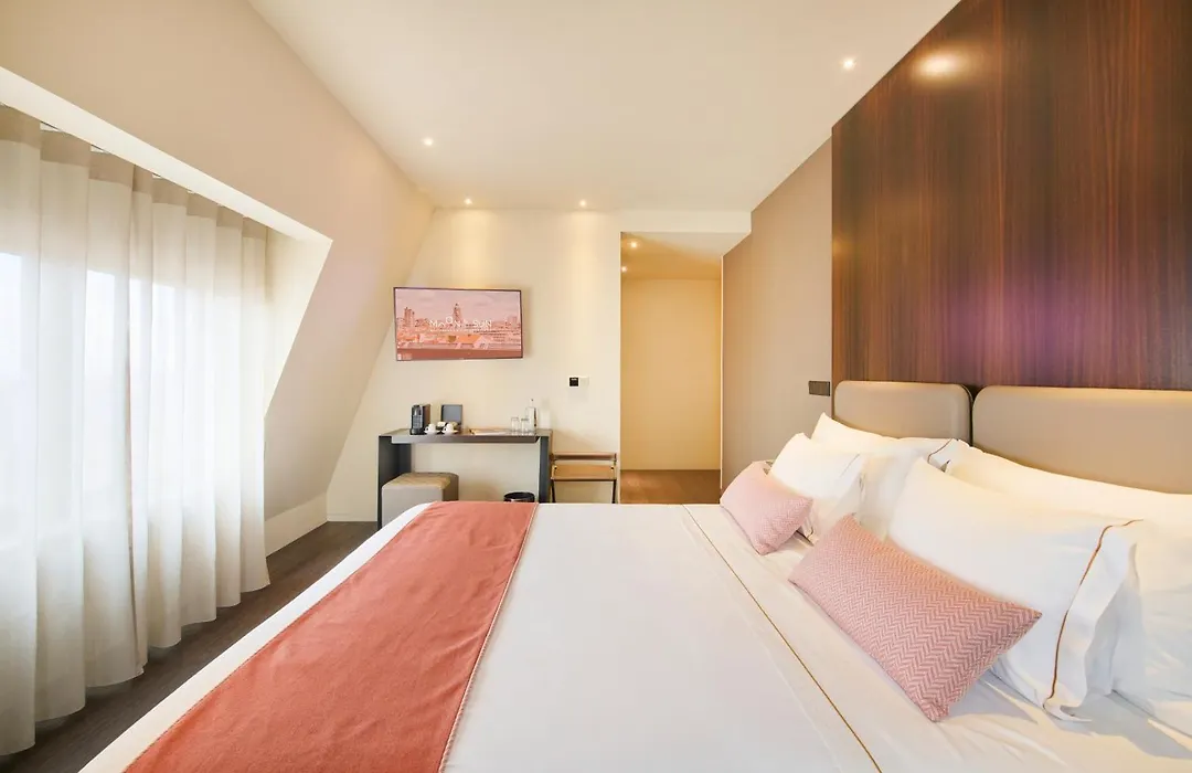 Hotel Moon & Sun Porto-1