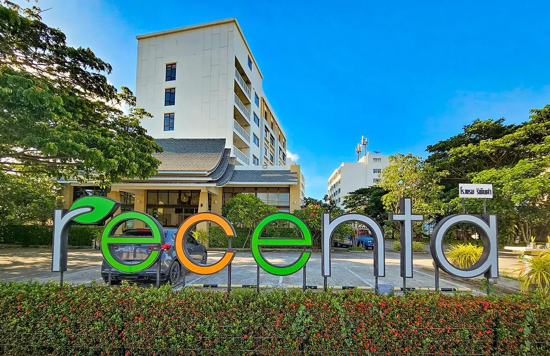Recenta Suite Phuket Suanluang-1