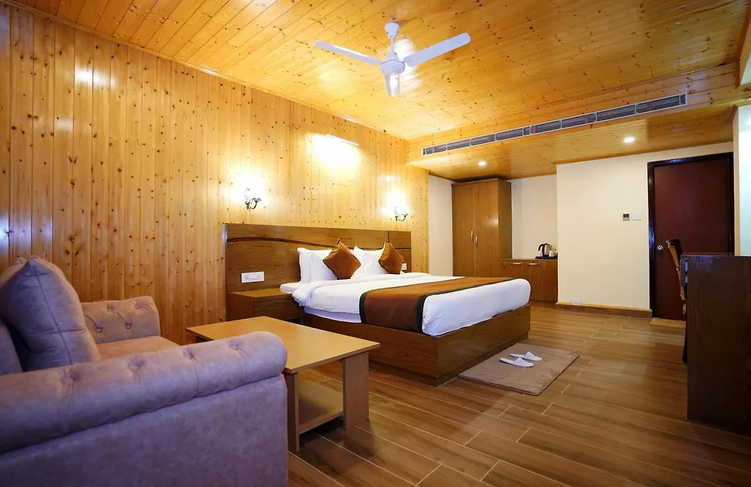 Treenz Hotel-1