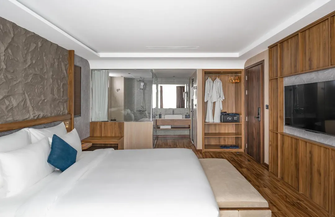 Kin Hotel Thai Van Lung-1