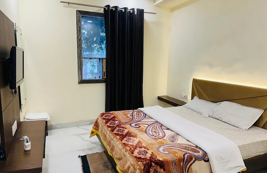 Taj Castle A Boutique Homestay-1
