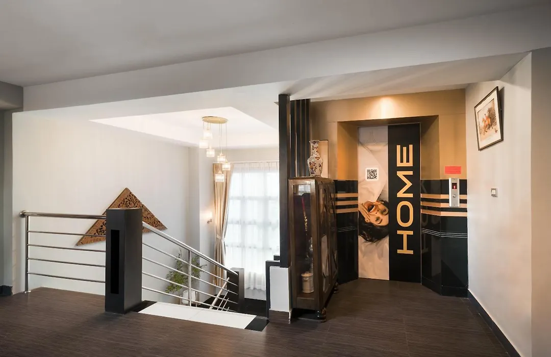 Aspira Suites Sukhumvit 20-1