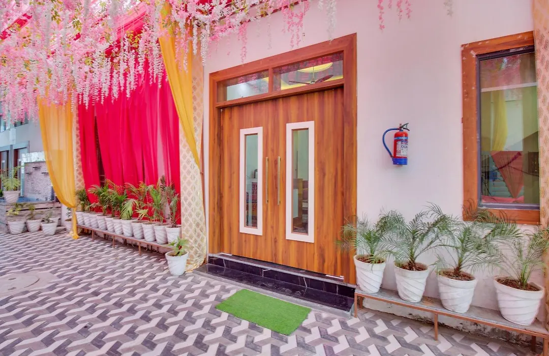 Hotel O Shree Ji Hotel & Banquet-1