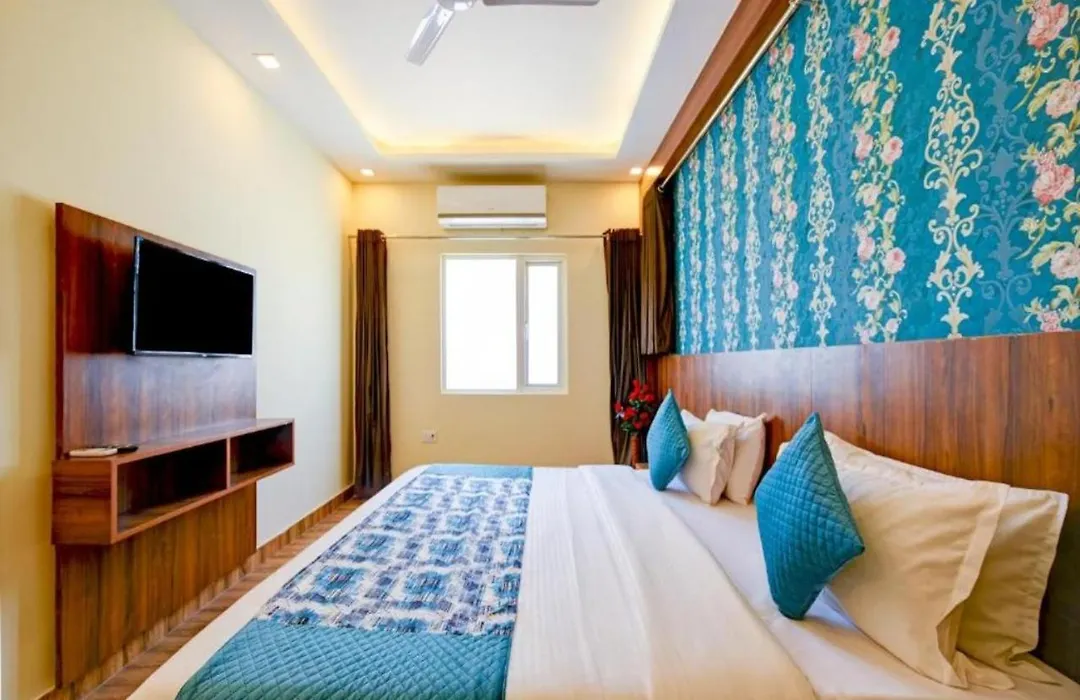 Rosewood Suites Near Delhi Airport-1