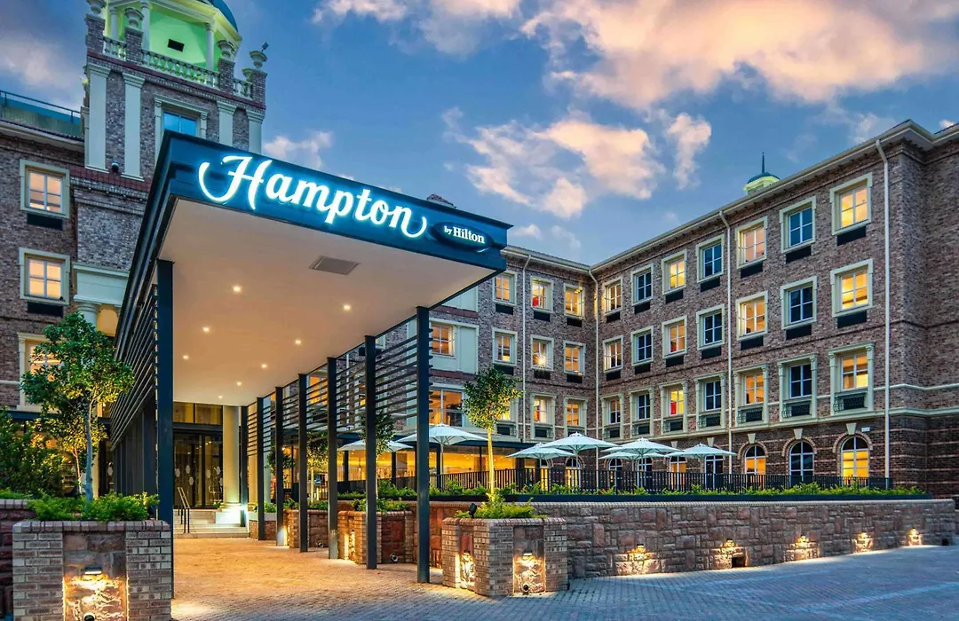 Hampton By Hilton Sandton Grayston-1