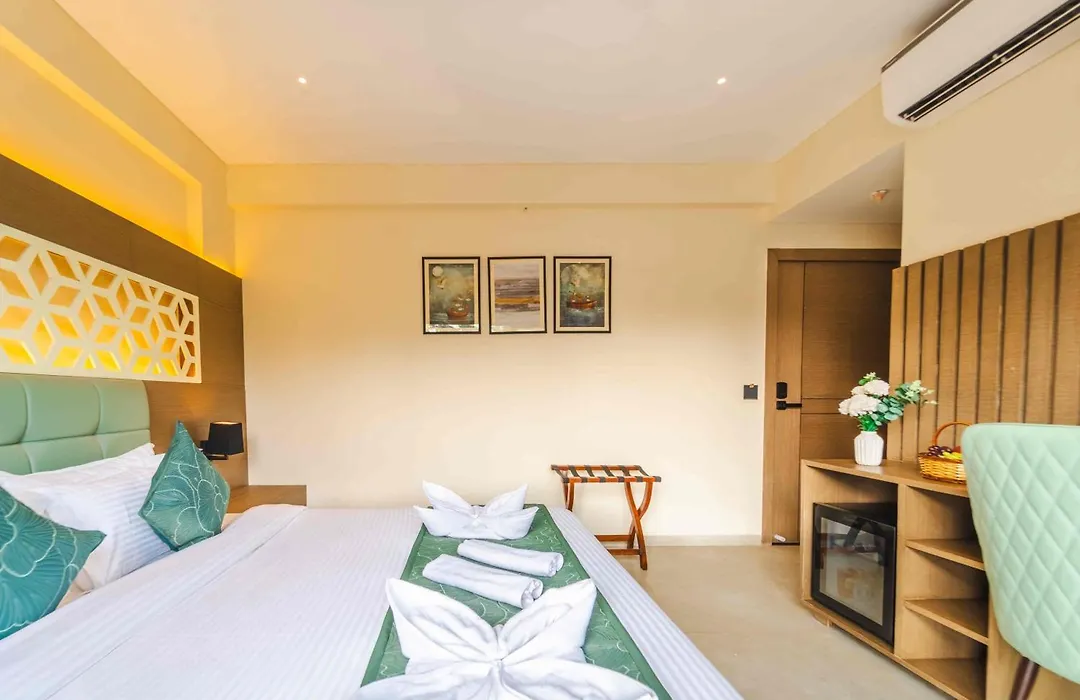 Vilmaris Luxe Hotel, Calangute-1