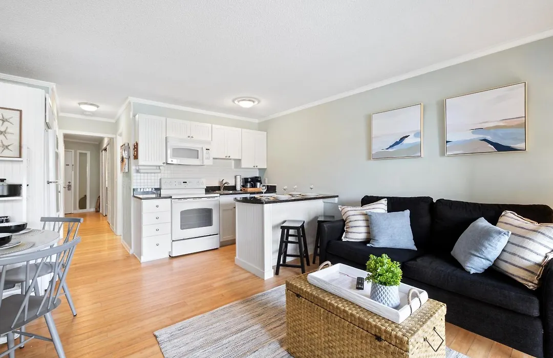 5 Min Walk To The Beach 1St Floor Condo Sleeps 4-1
