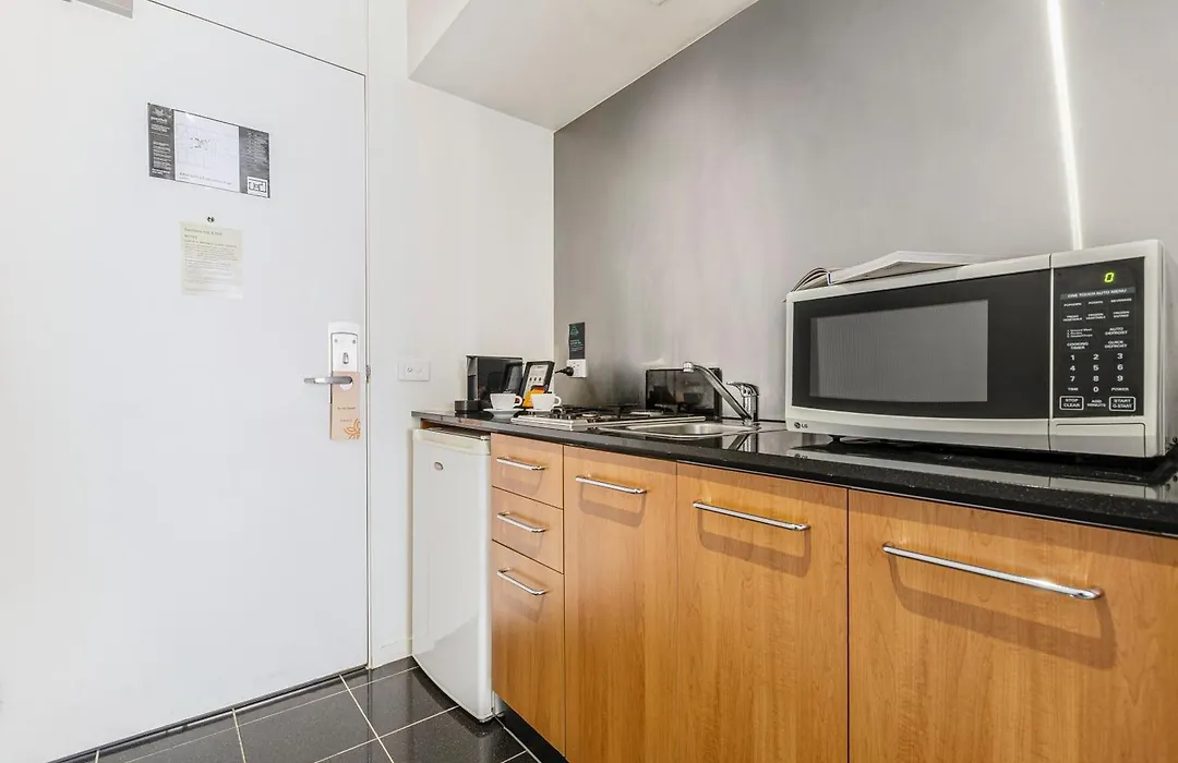 Punthill Apartment Hotel - Little Bourke-1