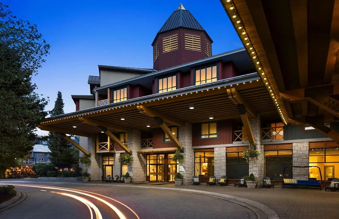 Delta Hotels By Marriott Whistler Village Suites-1