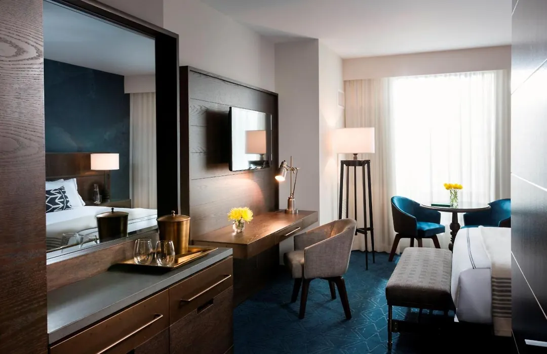 Hotel Van Zandt-1