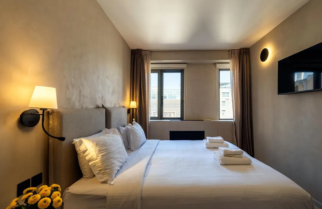 Regal Hotel Mitropoleos-1