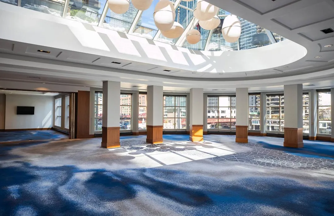 Renaissance Chicago Downtown Hotel-1