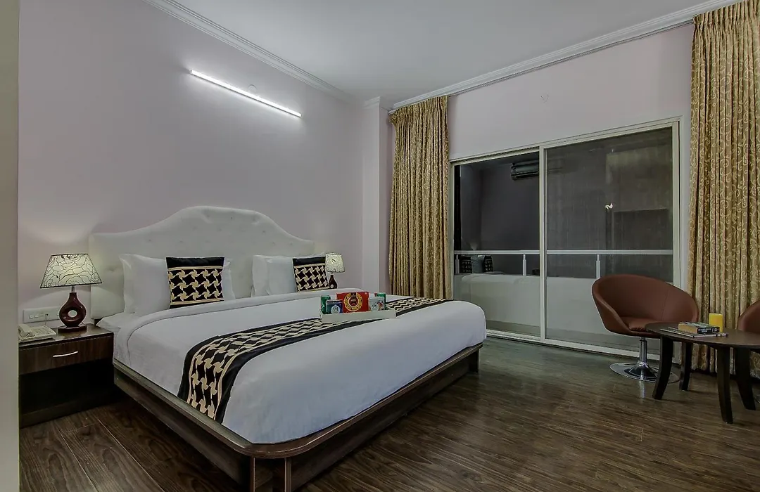 Hotel Krone A Family Hotel Near Igi Airport Delhi-1