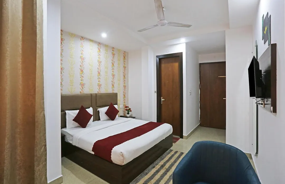 Hotel Grand City Maxx A Family Hotel Near Igi Delhi Airport-1