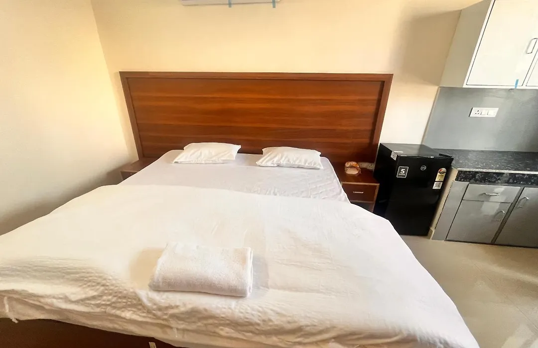 Apna Homes Stay & Hotel I Gurugram I Sector-71-1