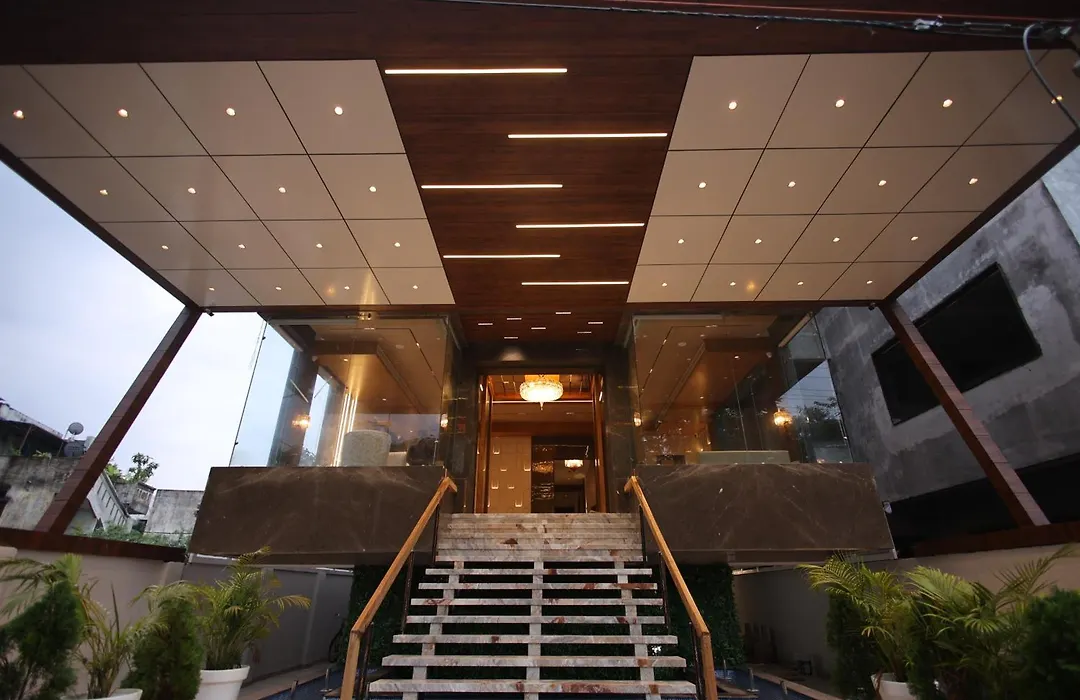 Hotel Abhinandanam-1