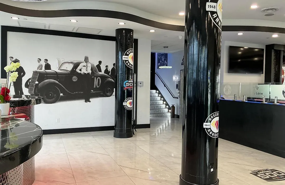Streamline Hotel In Daytona Beach-1