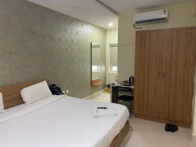 Iris Atnest Hotel Road-1