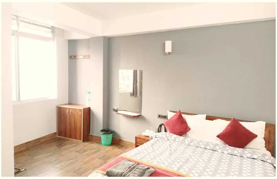 Darjeeling Hotel P I T S T O P Near Railway Station And Temple-1