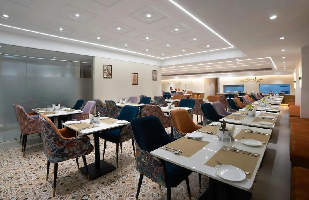 Clarks Inn Suites Agra Near Tajmahal-1