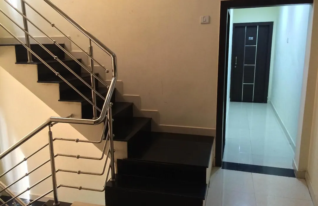 Hotel Vrandavan Palace Near Mahakal Temple-1