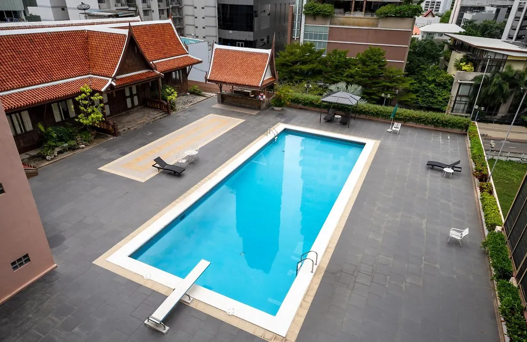 Ariston Hotel Bangkok-1