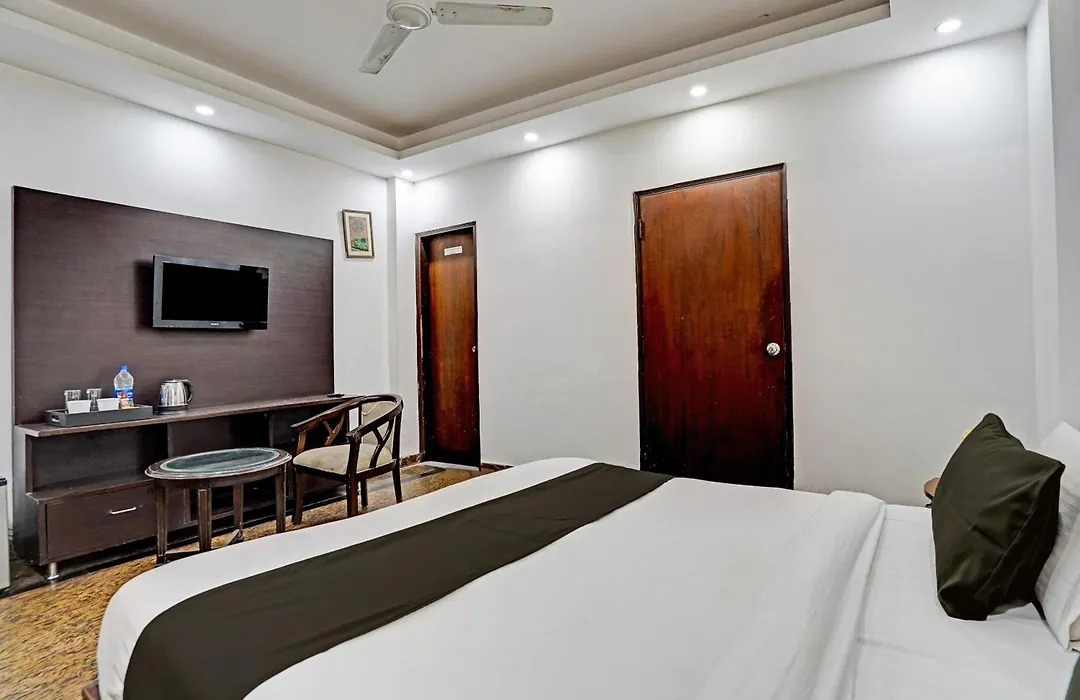 Super Hotel O Vm Residency-1